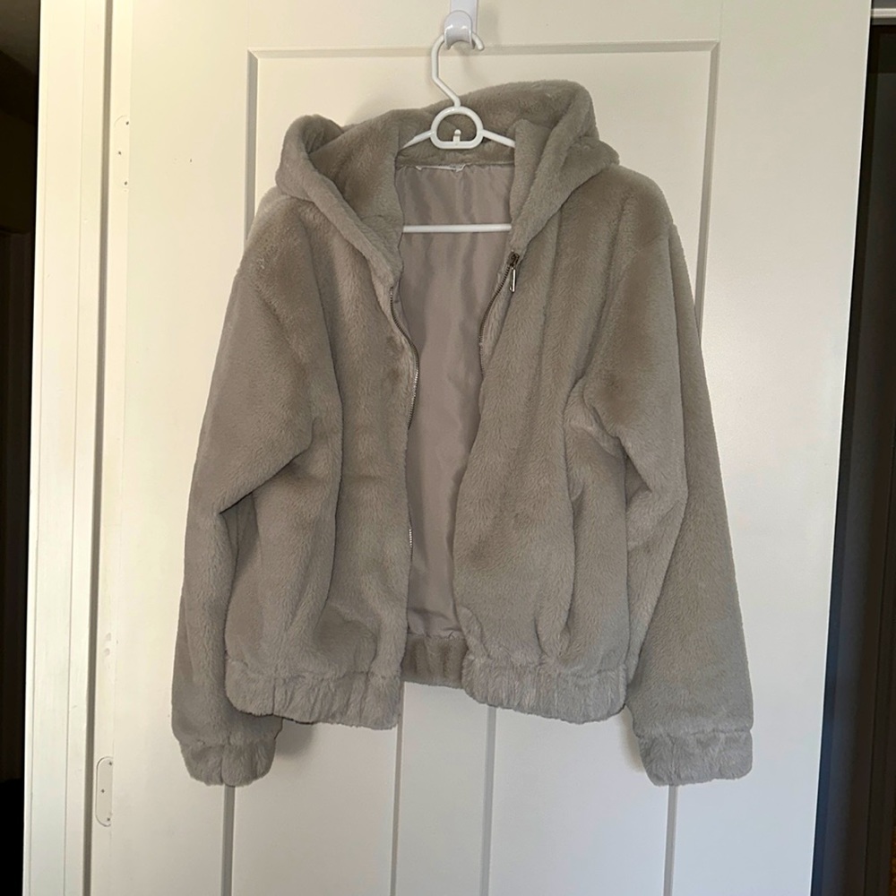 Indie Mae Faux Fur Cropped Jacket